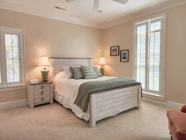 Luxury 5 Bedroom Beach Home- Steps to Beach